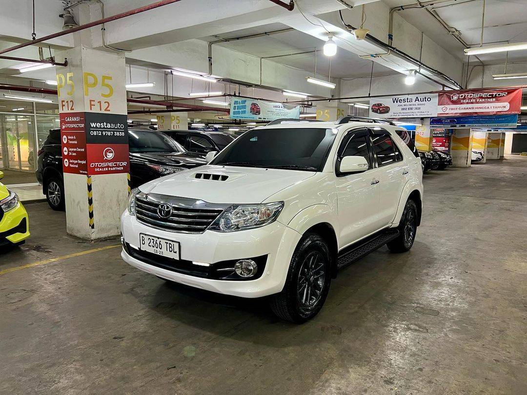 2014 Toyota Fortuner  2014 Toyota Fortuner