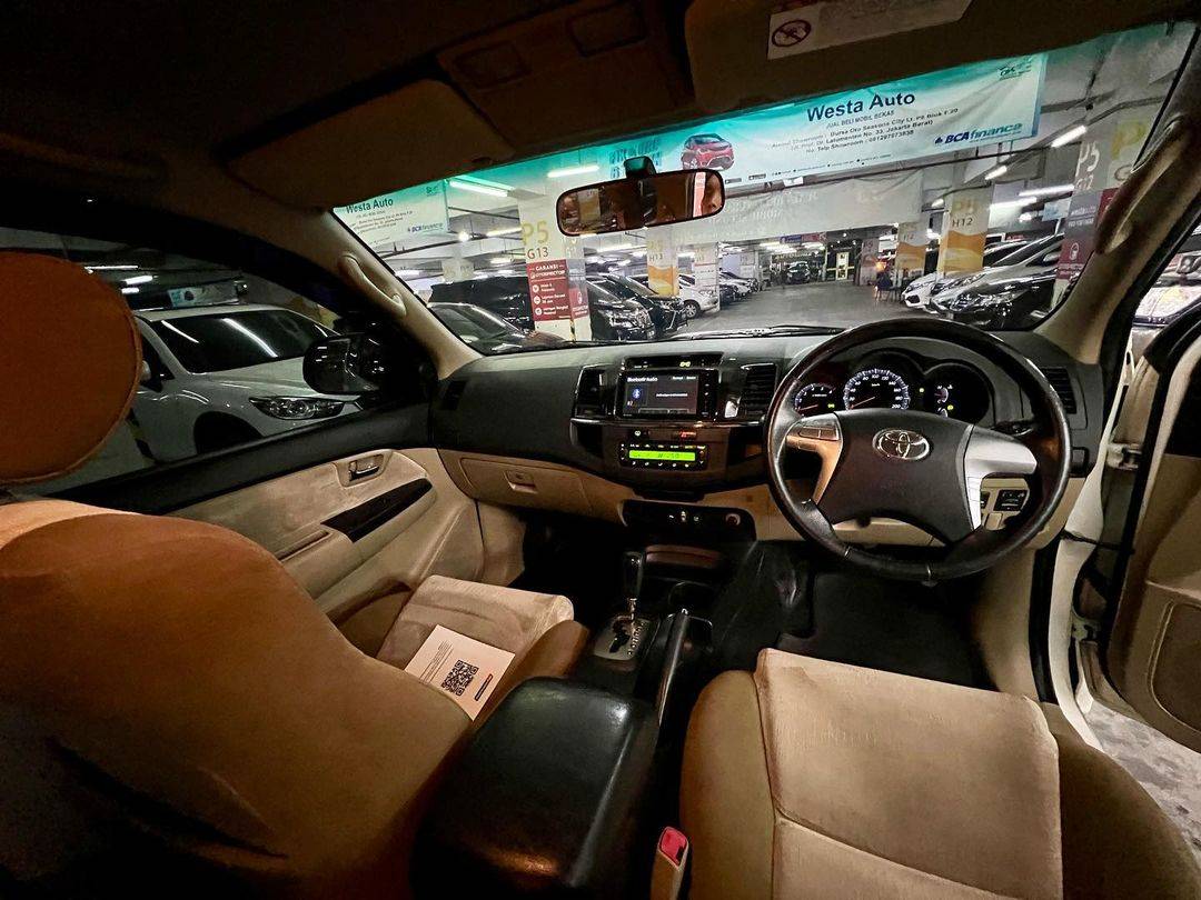 2014 Toyota Fortuner  2014 Toyota Fortuner