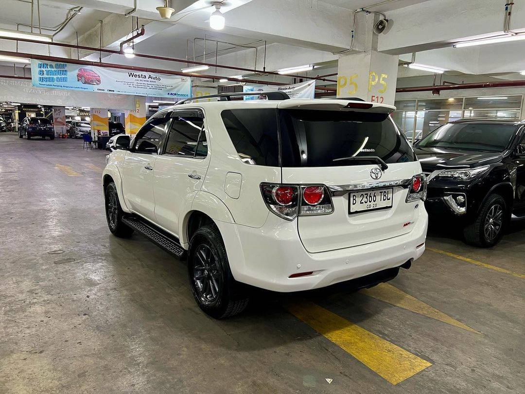 2014 Toyota Fortuner  2014 Toyota Fortuner
