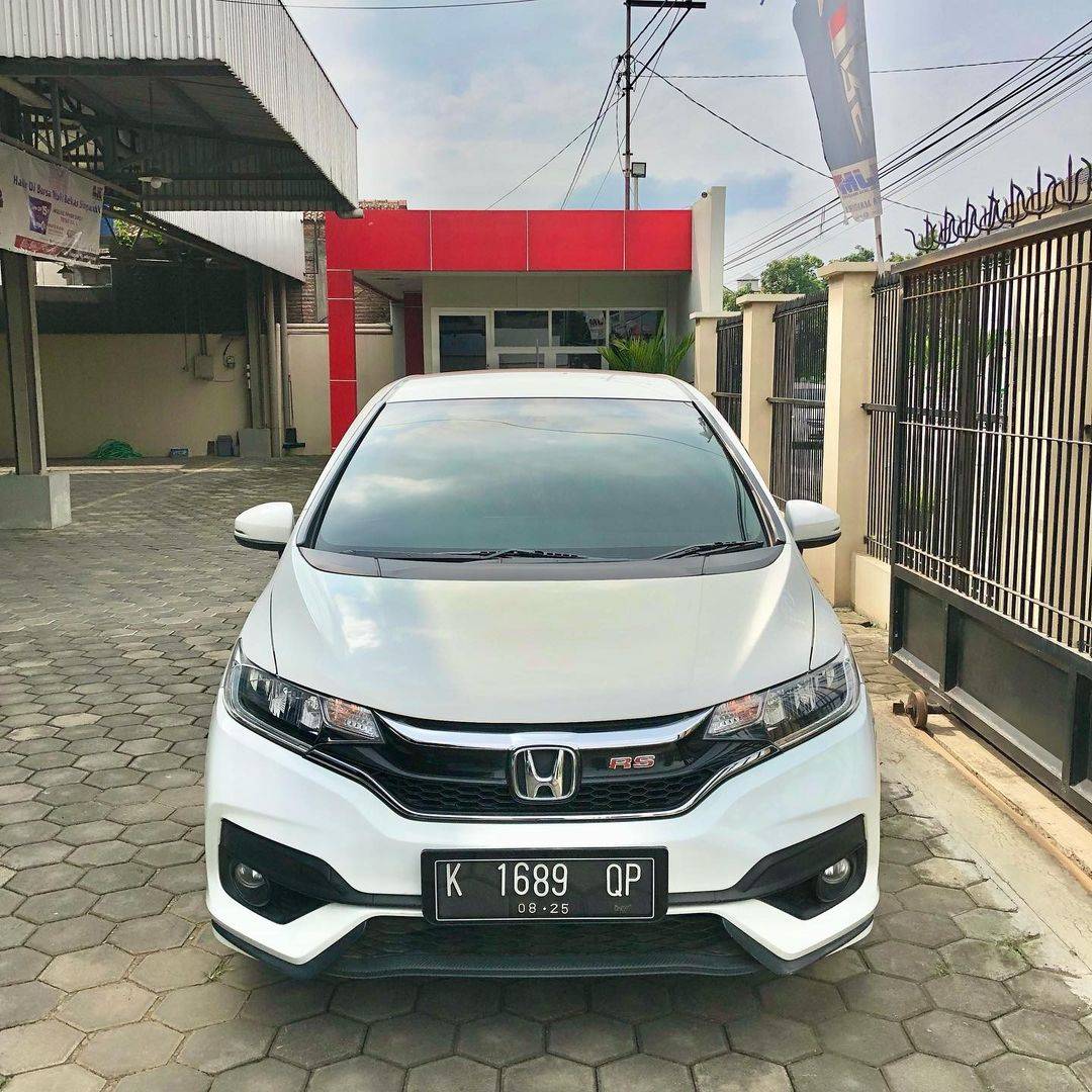 Second Hand 2015 Honda Jazz Second Hand 2015 Honda Jazz