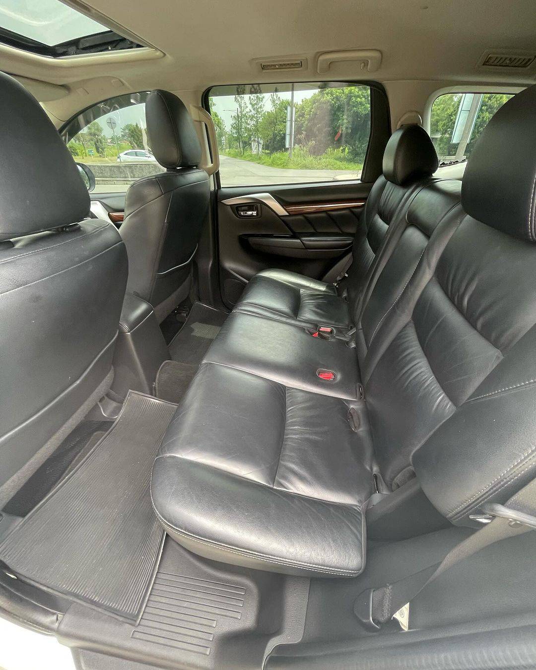 2016 Mitsubishi Pajero Sport 2016 Mitsubishi Pajero Sport