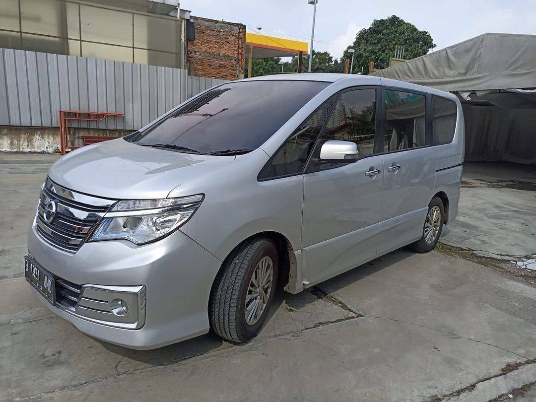 Second Hand 2016 Nissan Serena  HWS