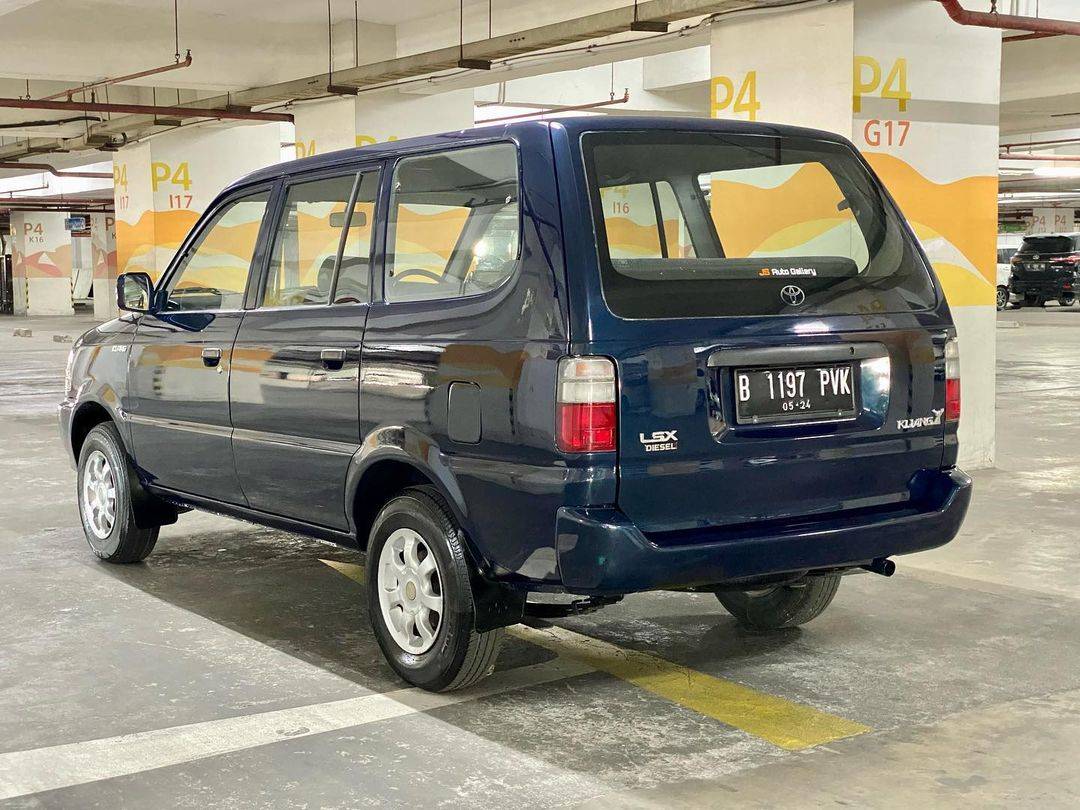 2001 Toyota Kijang  2001 Toyota Kijang