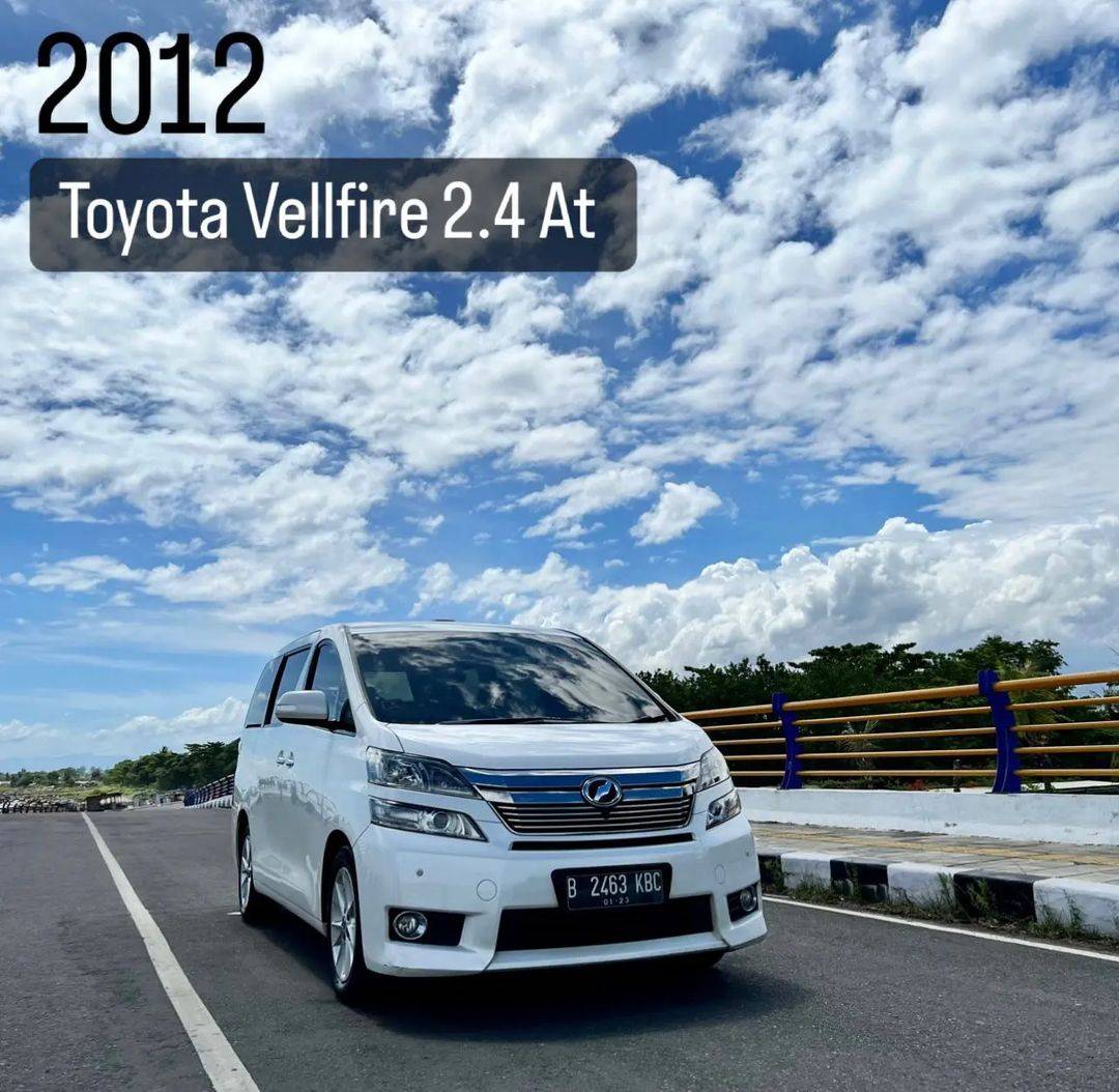 2012 Toyota Vellfire 2012 Toyota Vellfire