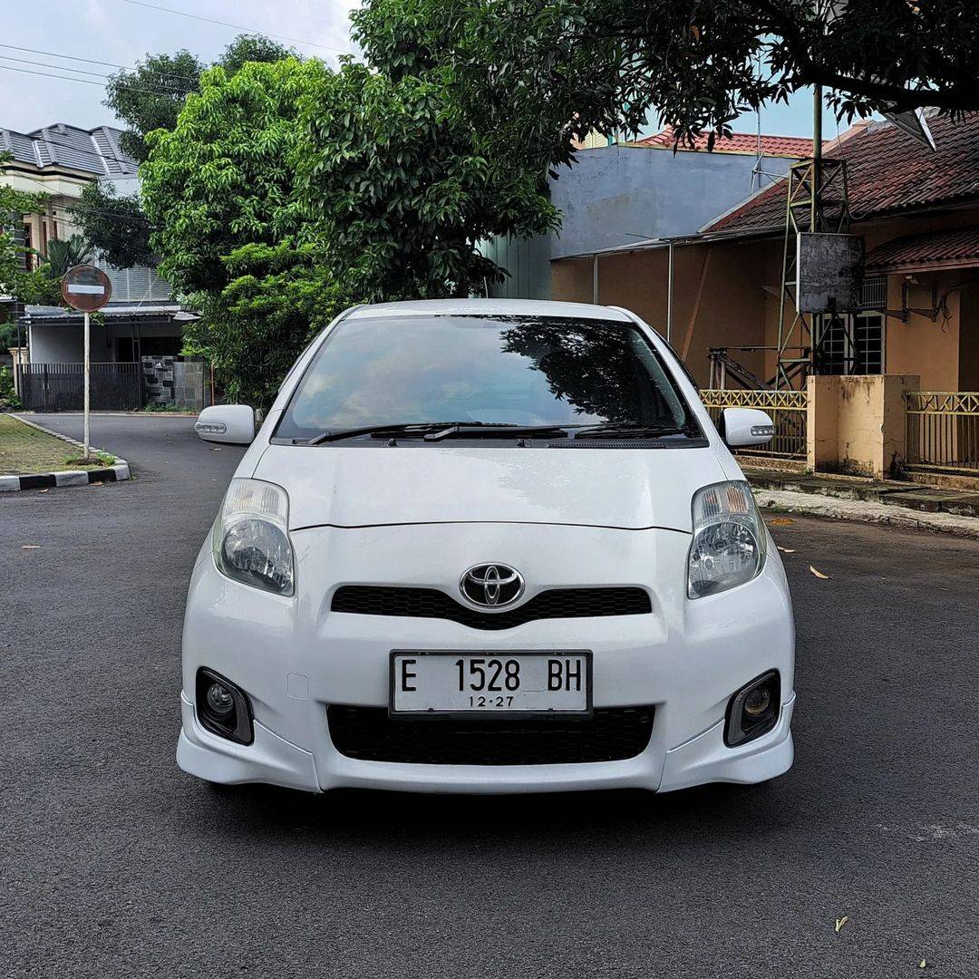 Second Hand 2012 Toyota Yaris Second Hand 2012 Toyota Yaris