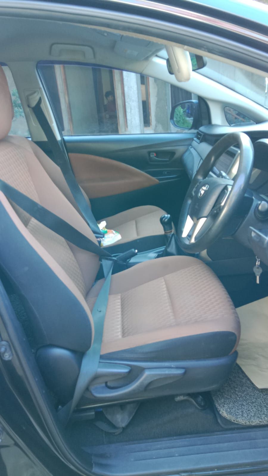 2016 Toyota Kijang Innova 2016 Toyota Kijang Innova