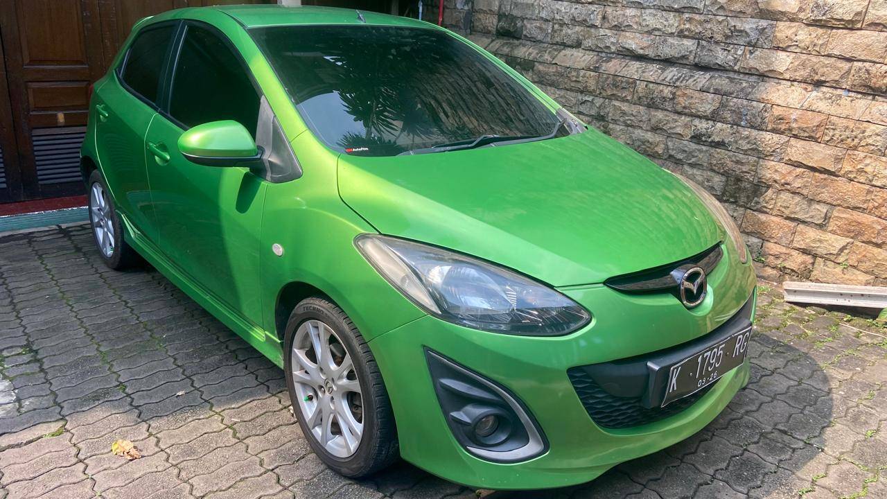 Second Hand 2011 Mazda 2 Second Hand 2011 Mazda 2
