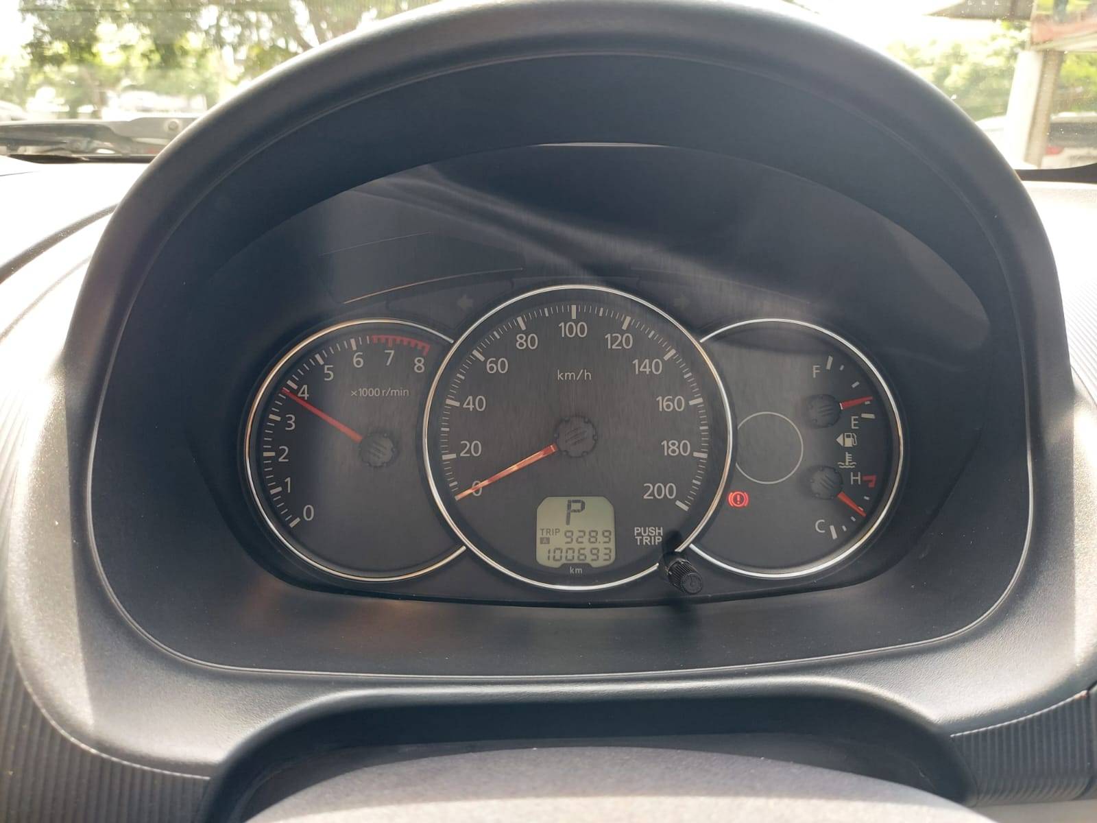 2014 Mitsubishi Pajero Sport  2014 Mitsubishi Pajero Sport