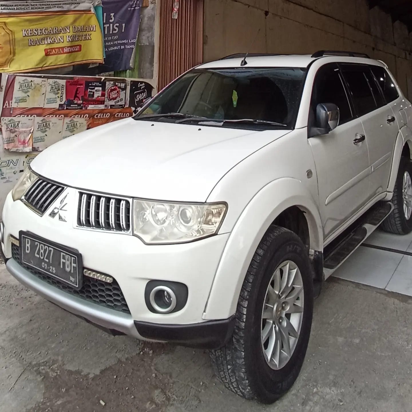 2011 Mitsubishi Pajero 2011 Mitsubishi Pajero