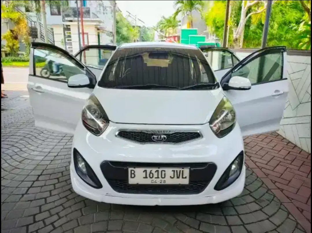 Second Hand 2013 Kia Picanto MT Second Hand 2013 Kia Picanto MT