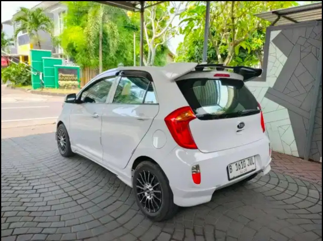 2013 Kia Picanto MT 2013 Kia Picanto MT