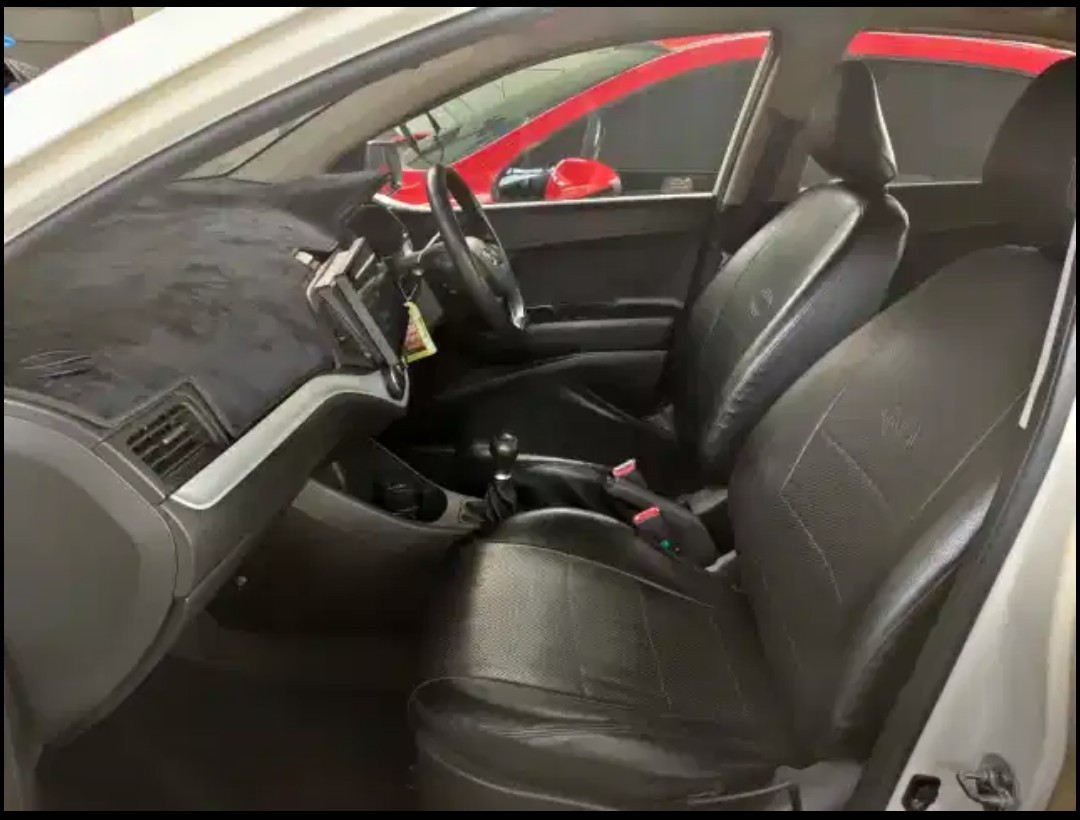 2013 Kia Picanto MT 2013 Kia Picanto MT