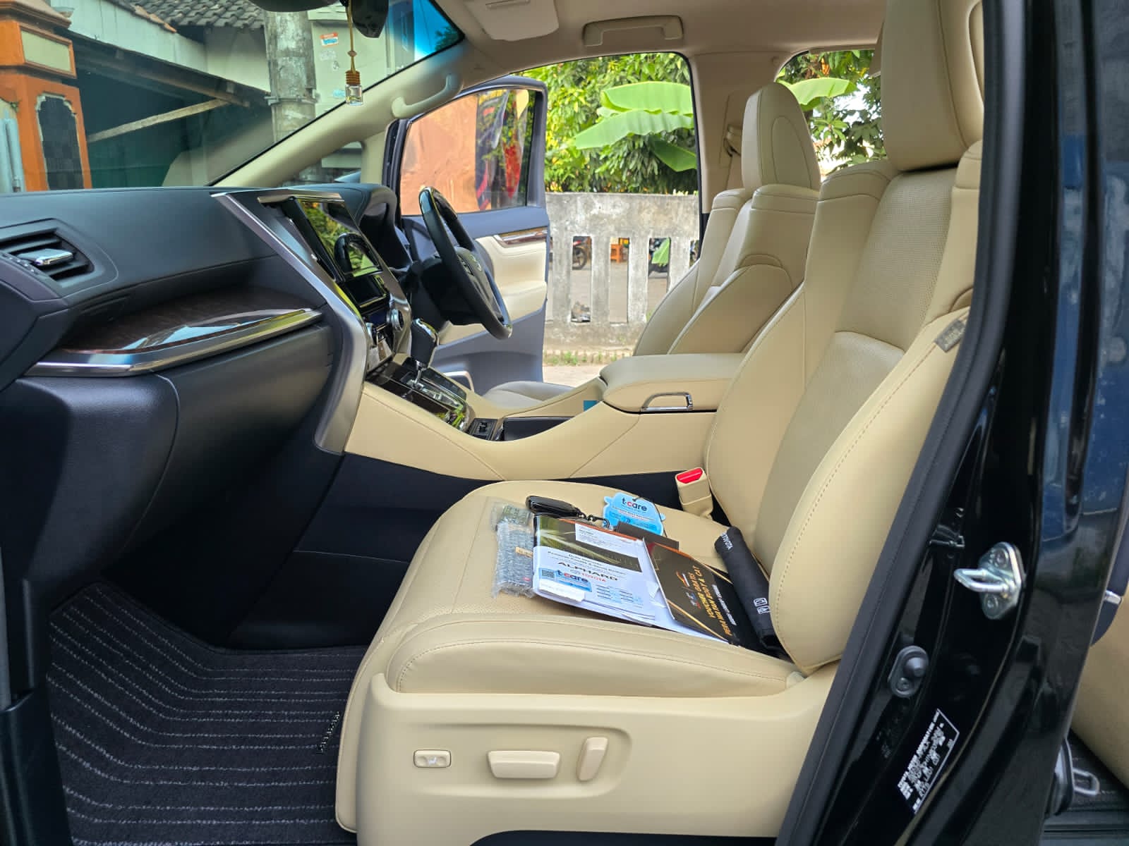 2023 Toyota Alphard 2023 Toyota Alphard