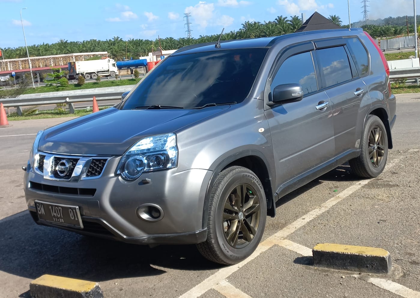 2010 Nissan X Trail Bekas 2010 Nissan X Trail Bekas