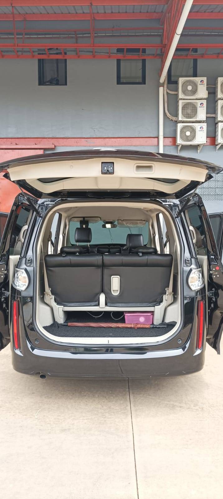 2013 Mazda Biante 2013 Mazda Biante