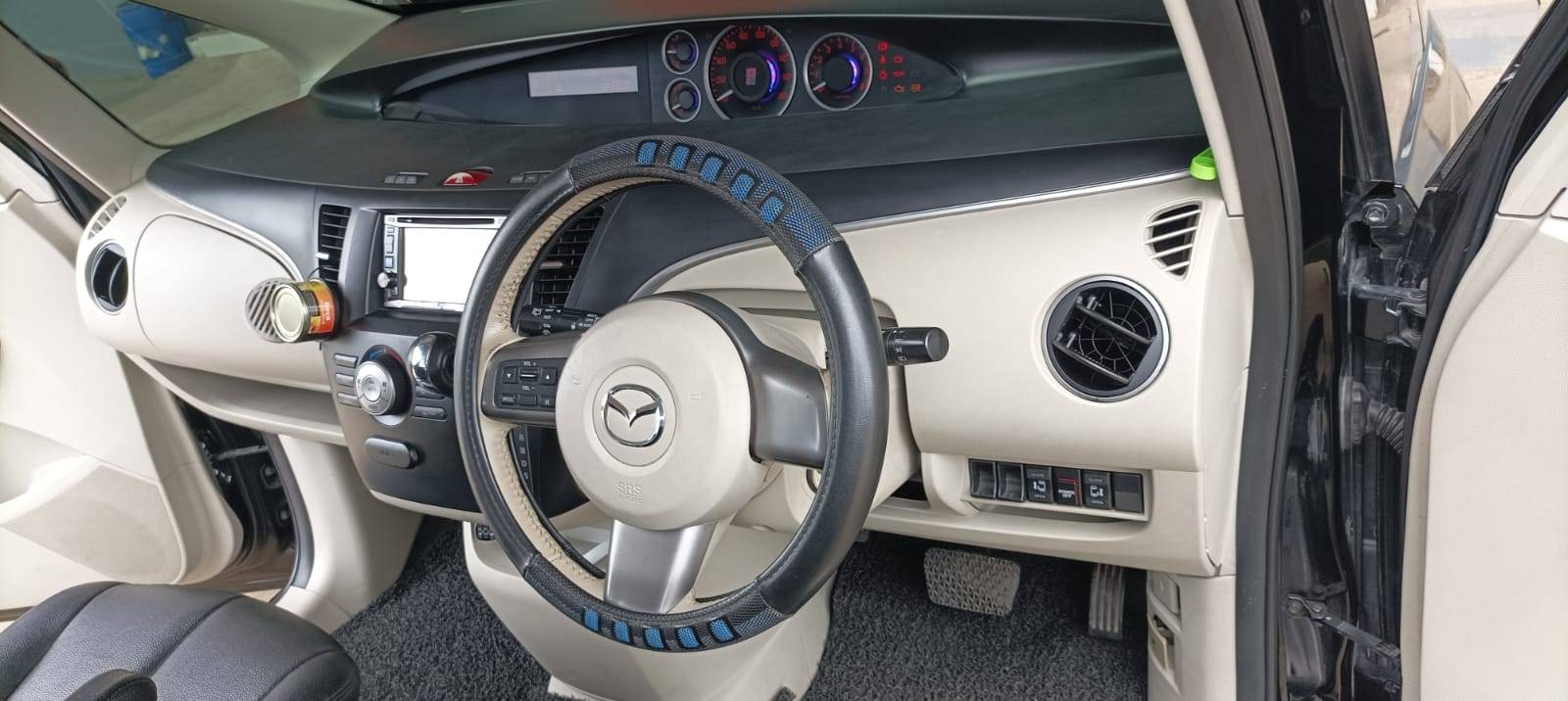 2013 Mazda Biante 2013 Mazda Biante