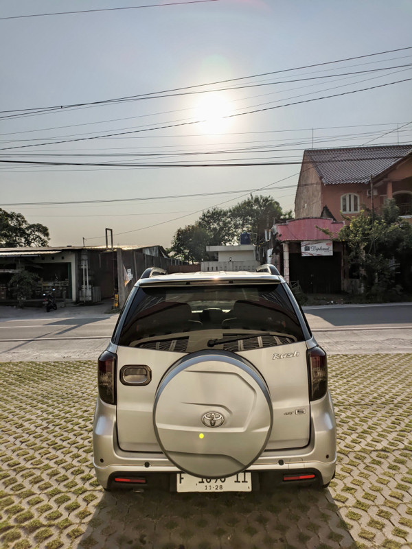 2013 Toyota Rush  S AT 2013 Toyota Rush  S AT