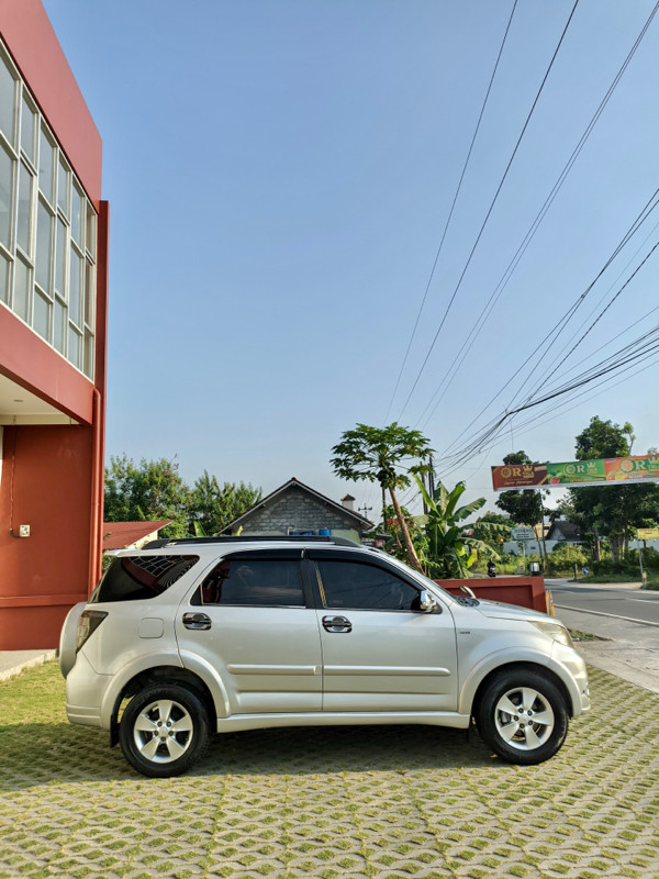 2013 Toyota Rush  S AT 2013 Toyota Rush  S AT