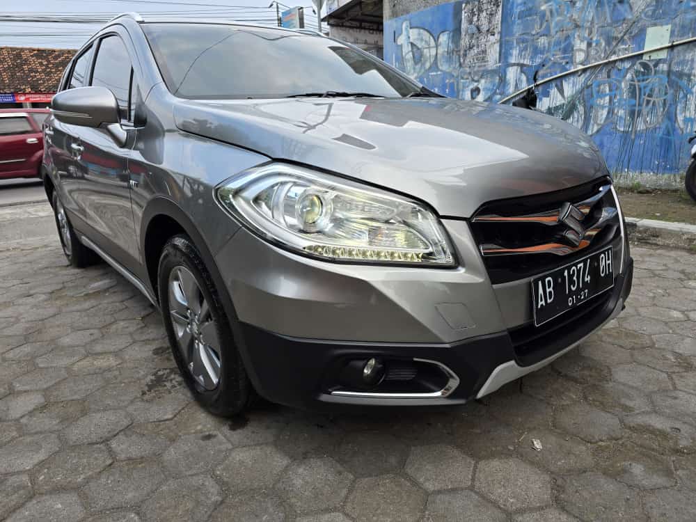 Second Hand 2016 Suzuki SX4 S Cross  AT