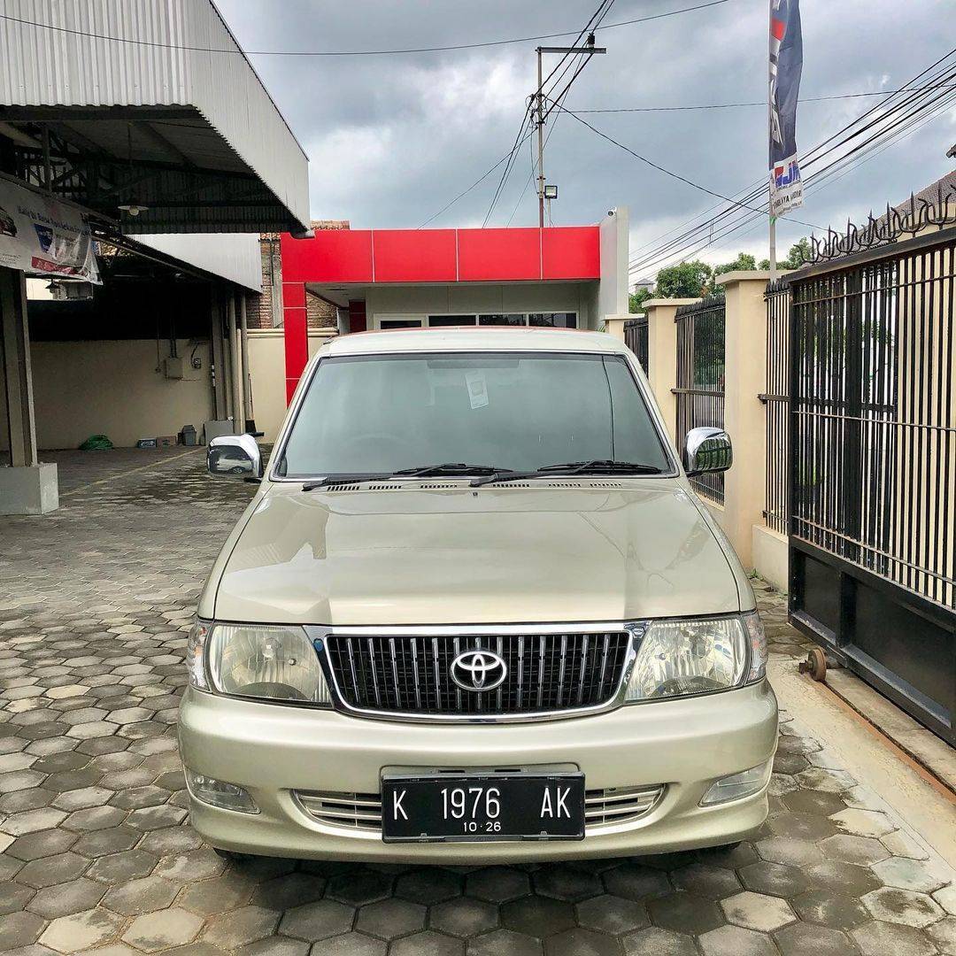 2004 Toyota Kijang  1.8L LGX Bekas