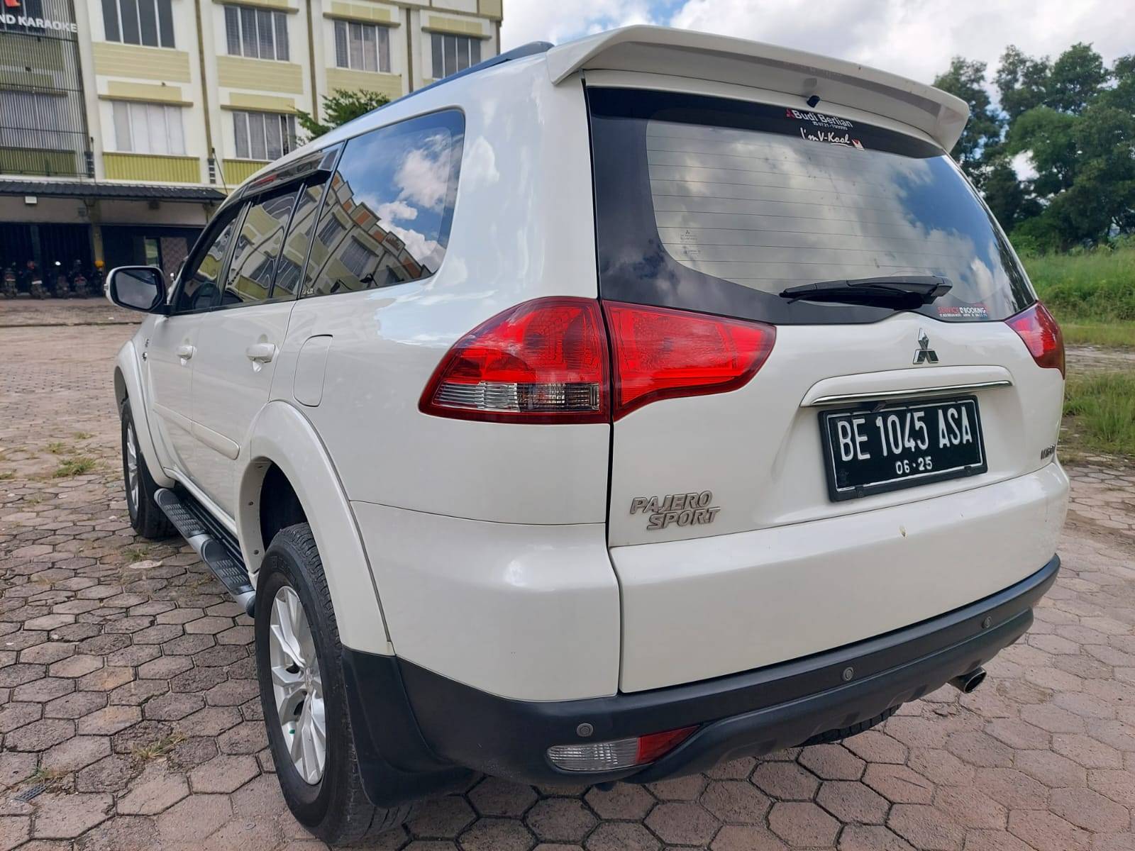 2014 Mitsubishi Pajero Sport  2014 Mitsubishi Pajero Sport