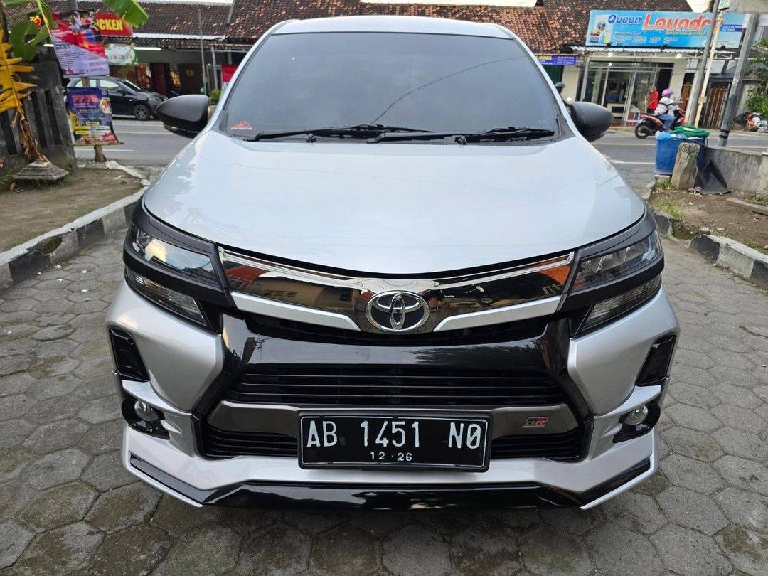 Second Hand 2021 Toyota Avanza Veloz  1.5 MT