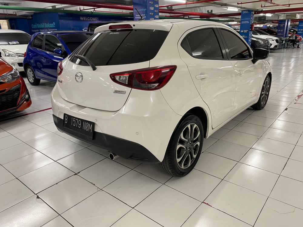 2015 Mazda 2 2015 Mazda 2