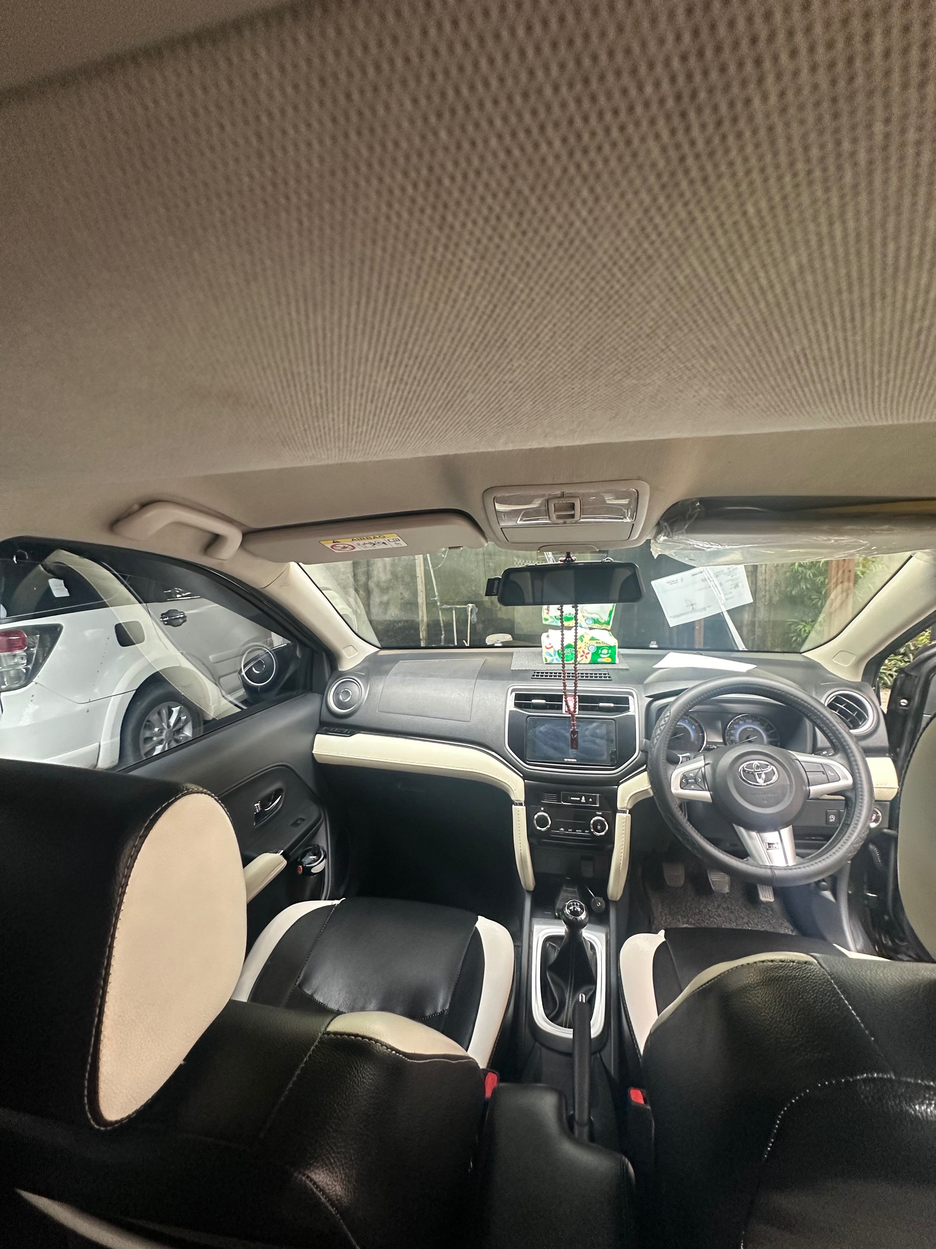 2022 Toyota Rush 1.5 S MT GR Sport 2022 Toyota Rush 1.5 S MT GR Sport