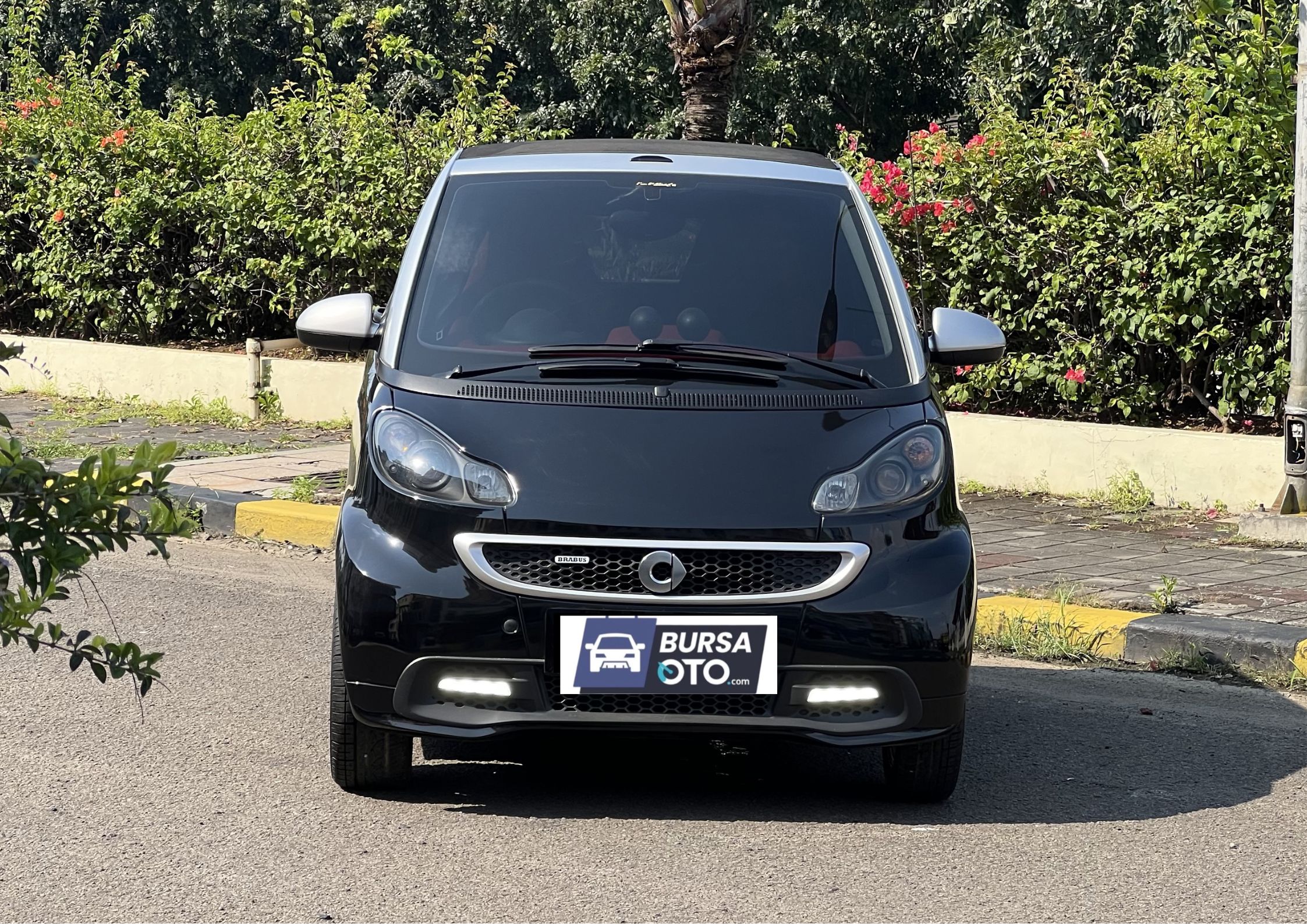 2013 Smart Fortwo 1.0L MHD Bekas 2013 Smart Fortwo 1.0L MHD Bekas