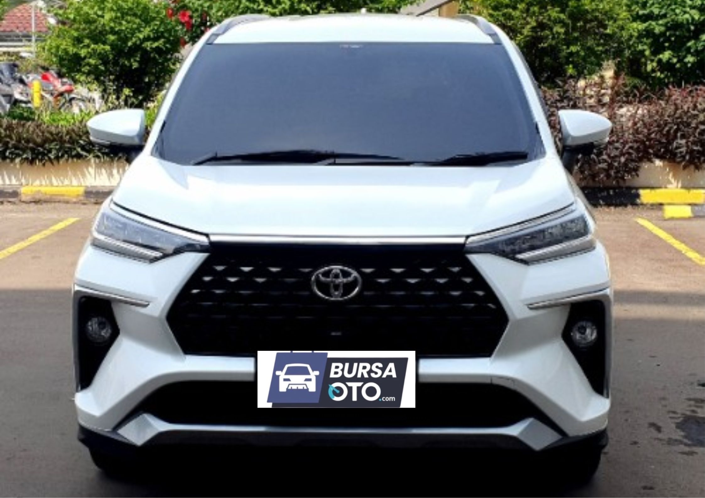 Second Hand 2022 Toyota Veloz Q CVT Second Hand 2022 Toyota Veloz Q CVT