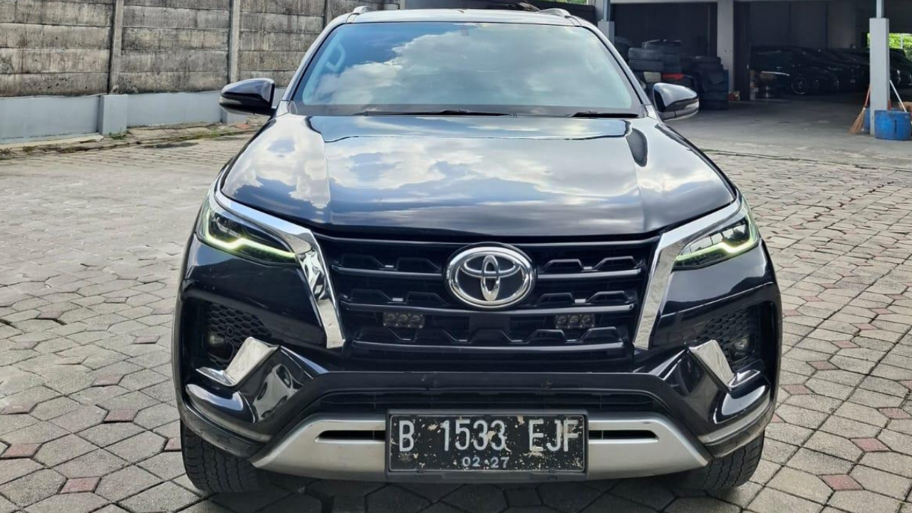 2021 Toyota Fortuner 2.4 G MT