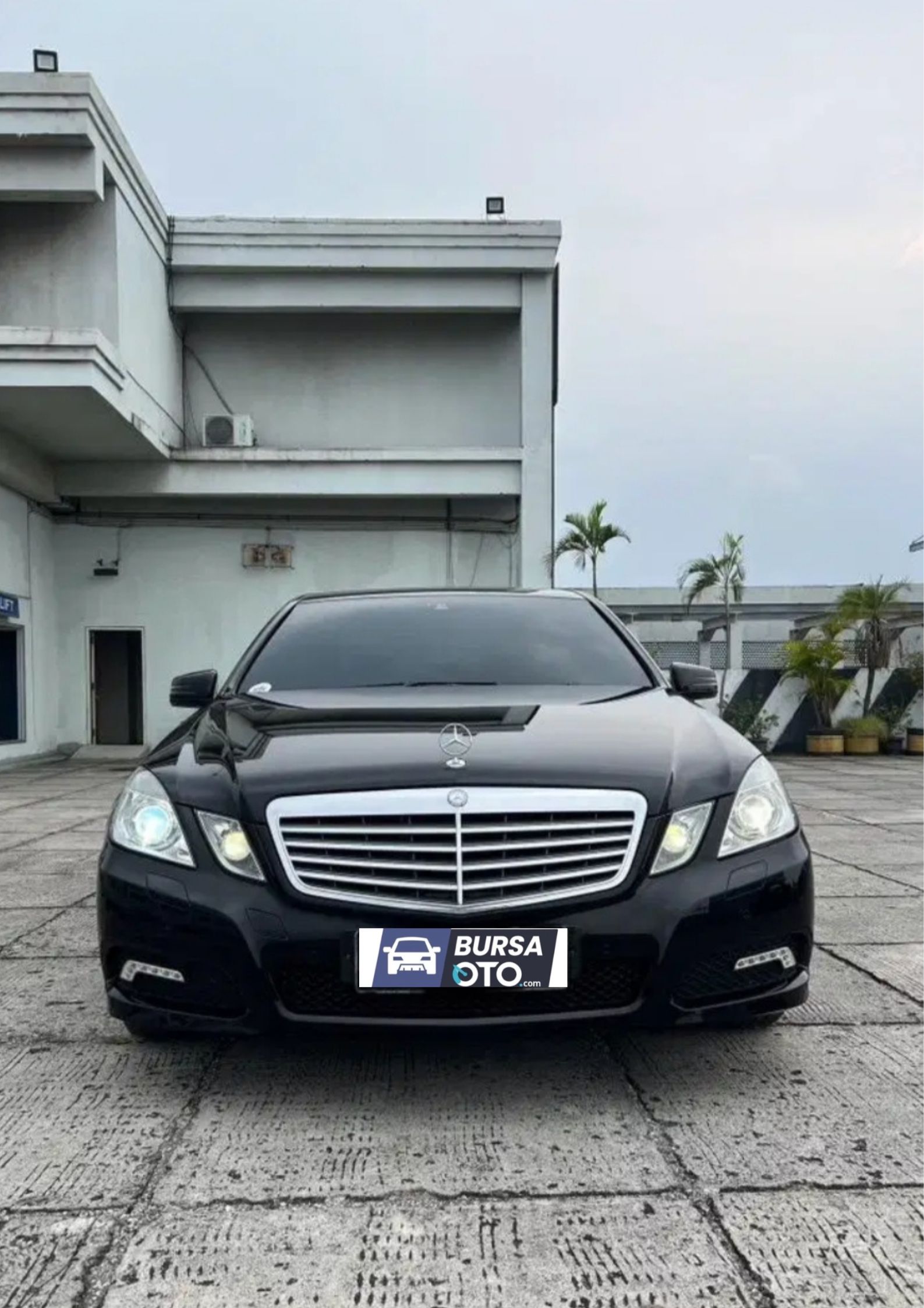 Second Hand 2010 Mercedes Benz E-Class Second Hand 2010 Mercedes Benz E-Class