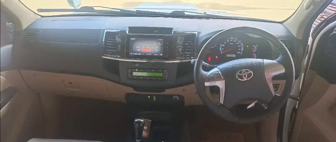 2013 Toyota Fortuner  2013 Toyota Fortuner