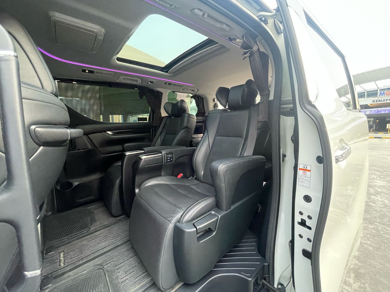 2018 Toyota Vellfire 2018 Toyota Vellfire