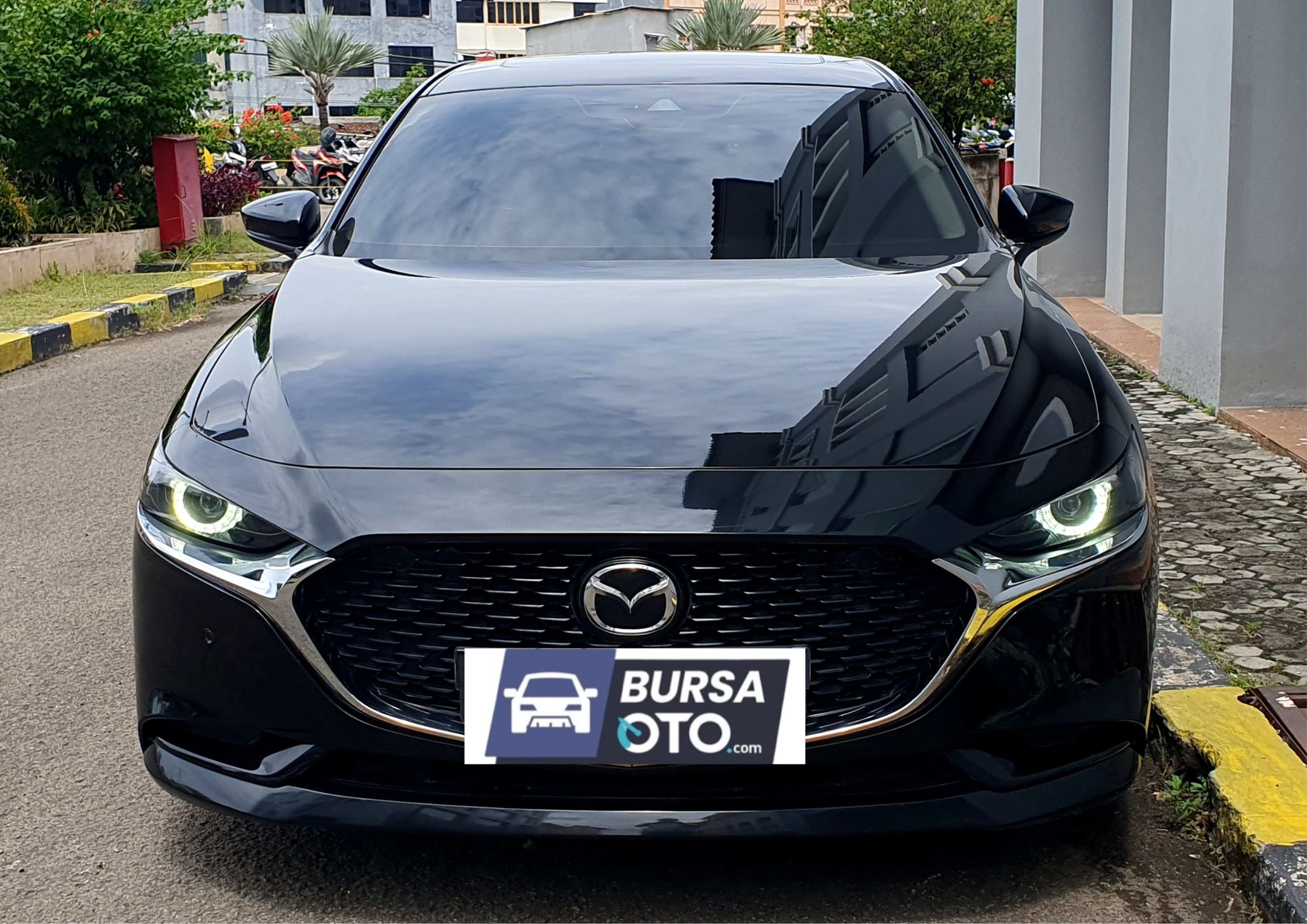 Second Hand 2019 Mazda 3 Sedan Second Hand 2019 Mazda 3 Sedan