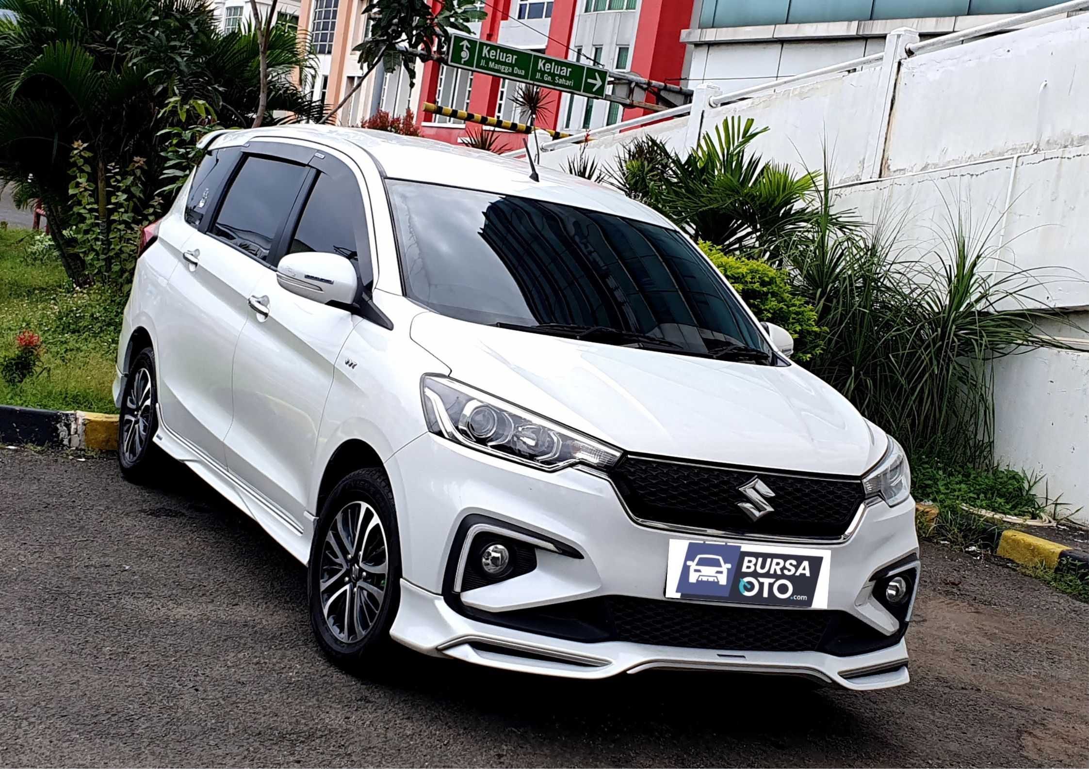 2022 Suzuki Ertiga Smart Hybrid 2022 Suzuki Ertiga Smart Hybrid