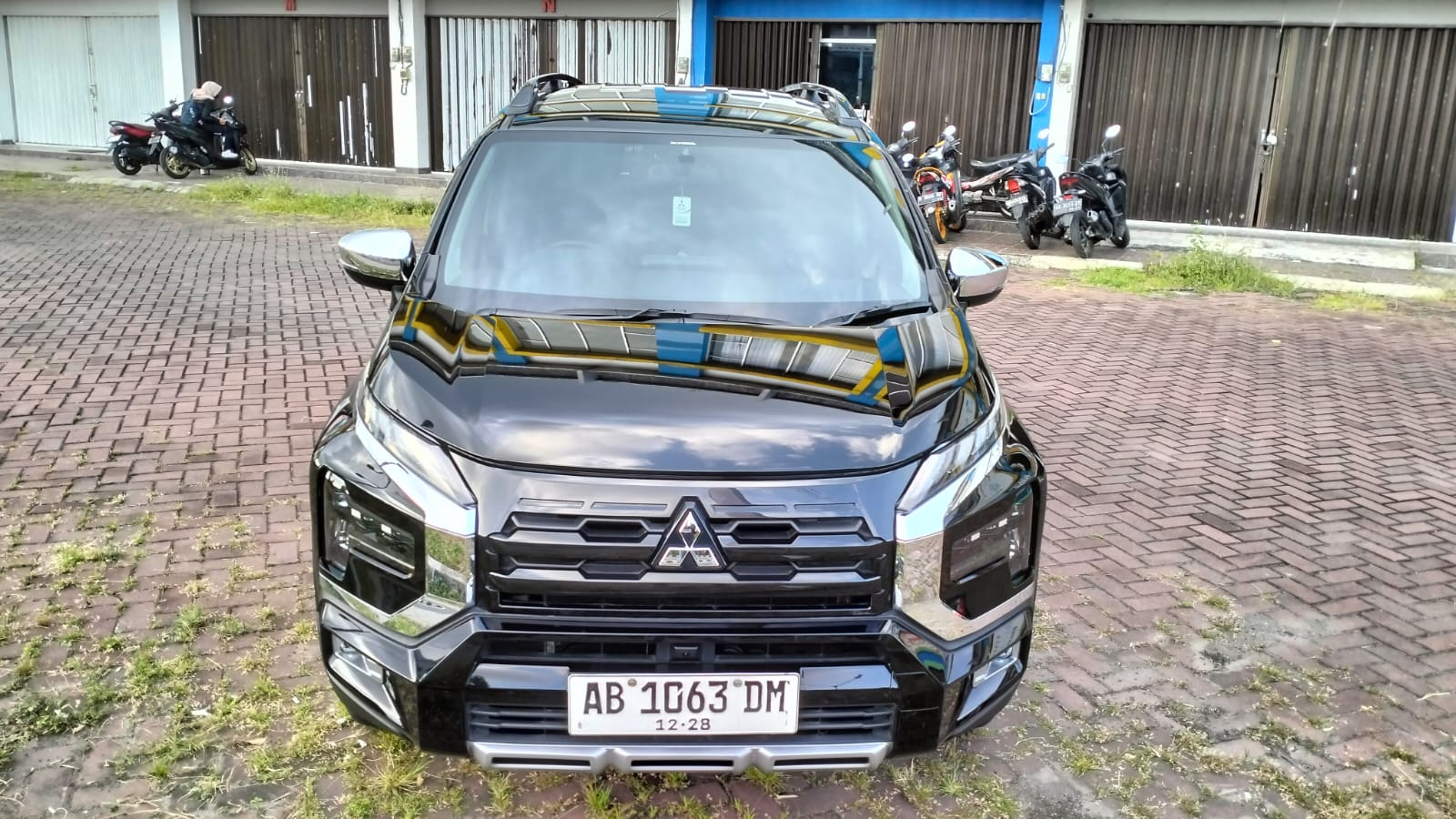 2023 Mitsubishi Xpander Cross 1.5 AT Bekas 2023 Mitsubishi Xpander Cross 1.5 AT Bekas