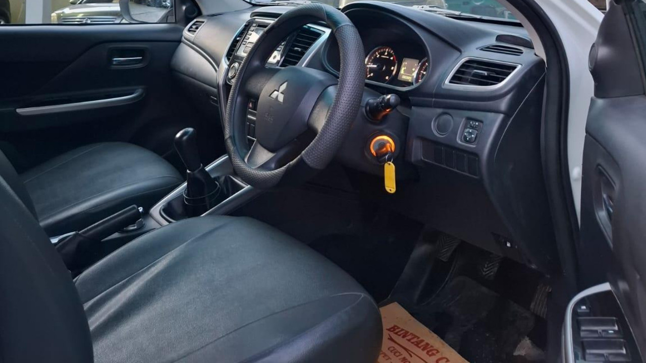 2021 Mitsubishi Triton Double Cab GLS 4x4 MT 2021 Mitsubishi Triton Double Cab GLS 4x4 MT