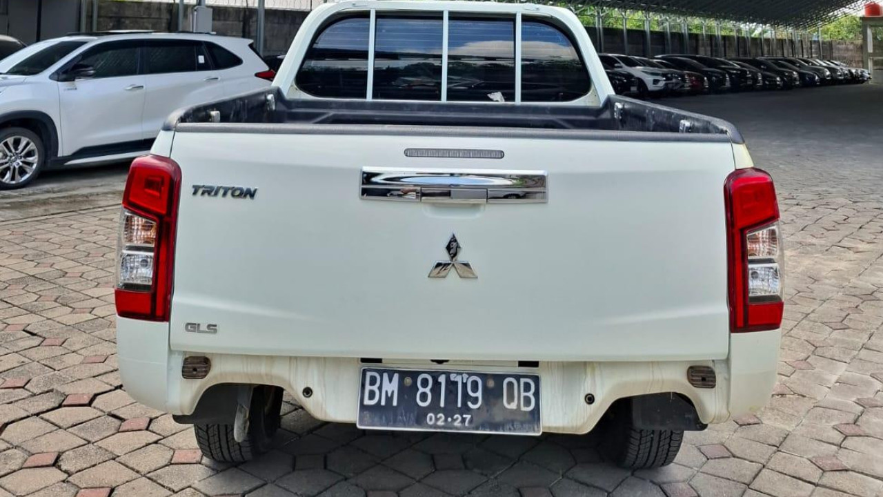 2021 Mitsubishi Triton Double Cab GLS 4x4 MT 2021 Mitsubishi Triton Double Cab GLS 4x4 MT