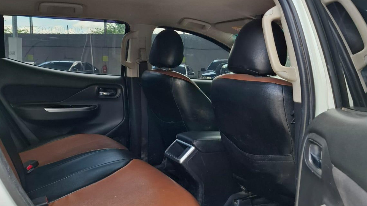 2021 Mitsubishi Triton Double Cab GLS 4x4 MT 2021 Mitsubishi Triton Double Cab GLS 4x4 MT