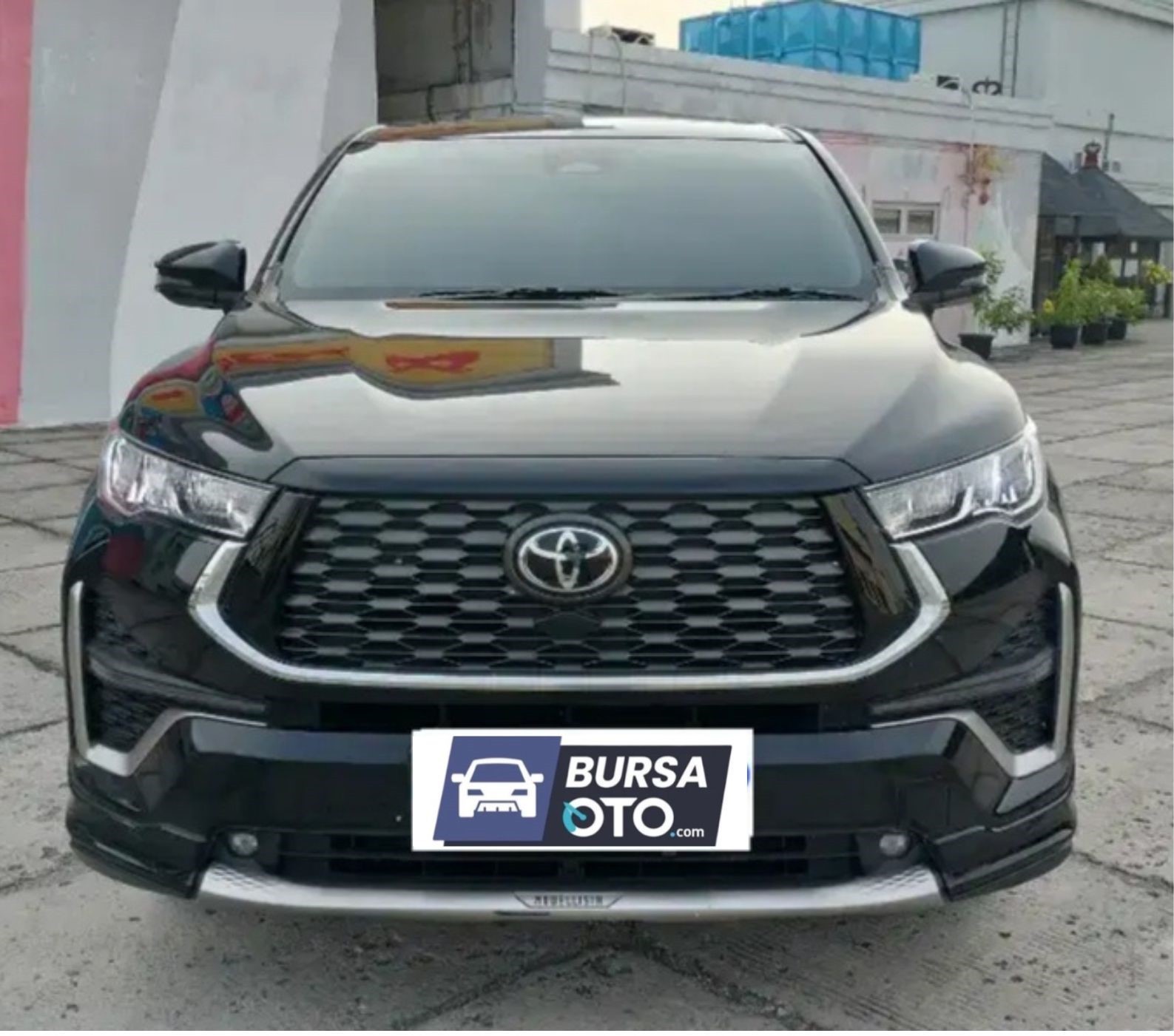 Second Hand 2023 Toyota Kijang Innova Zenix Hybrid EV Second Hand 2023 Toyota Kijang Innova Zenix Hybrid EV