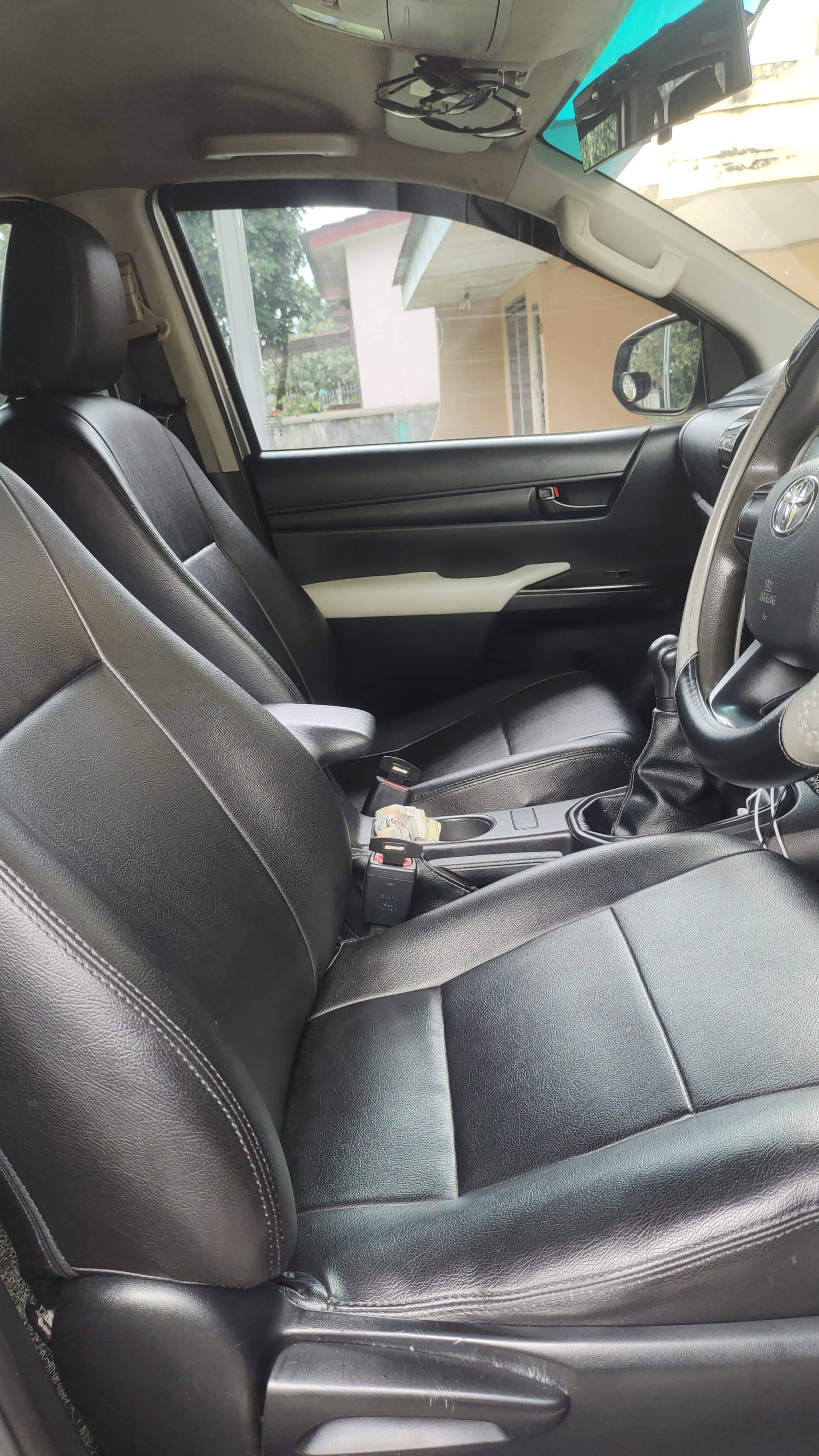 2018 Toyota Hilux 2.4L D-Cab E 4x4 MT 2018 Toyota Hilux 2.4L D-Cab E 4x4 MT