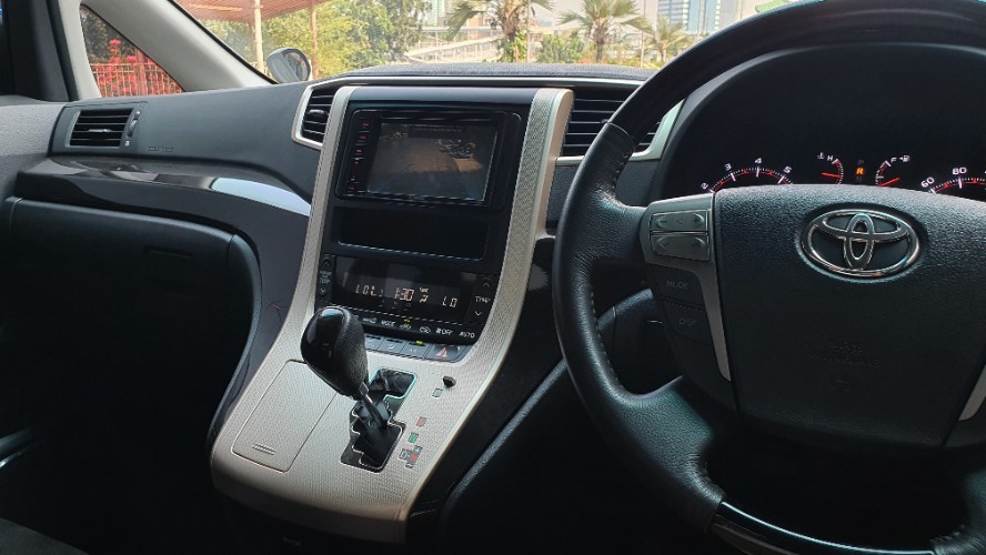 2014 Toyota Vellfire 2014 Toyota Vellfire