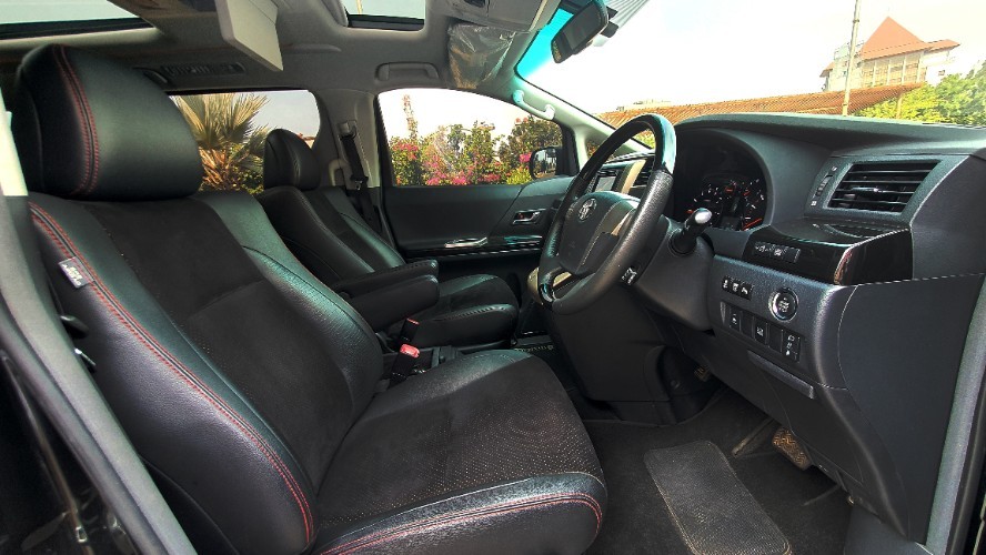 2014 Toyota Vellfire 2014 Toyota Vellfire