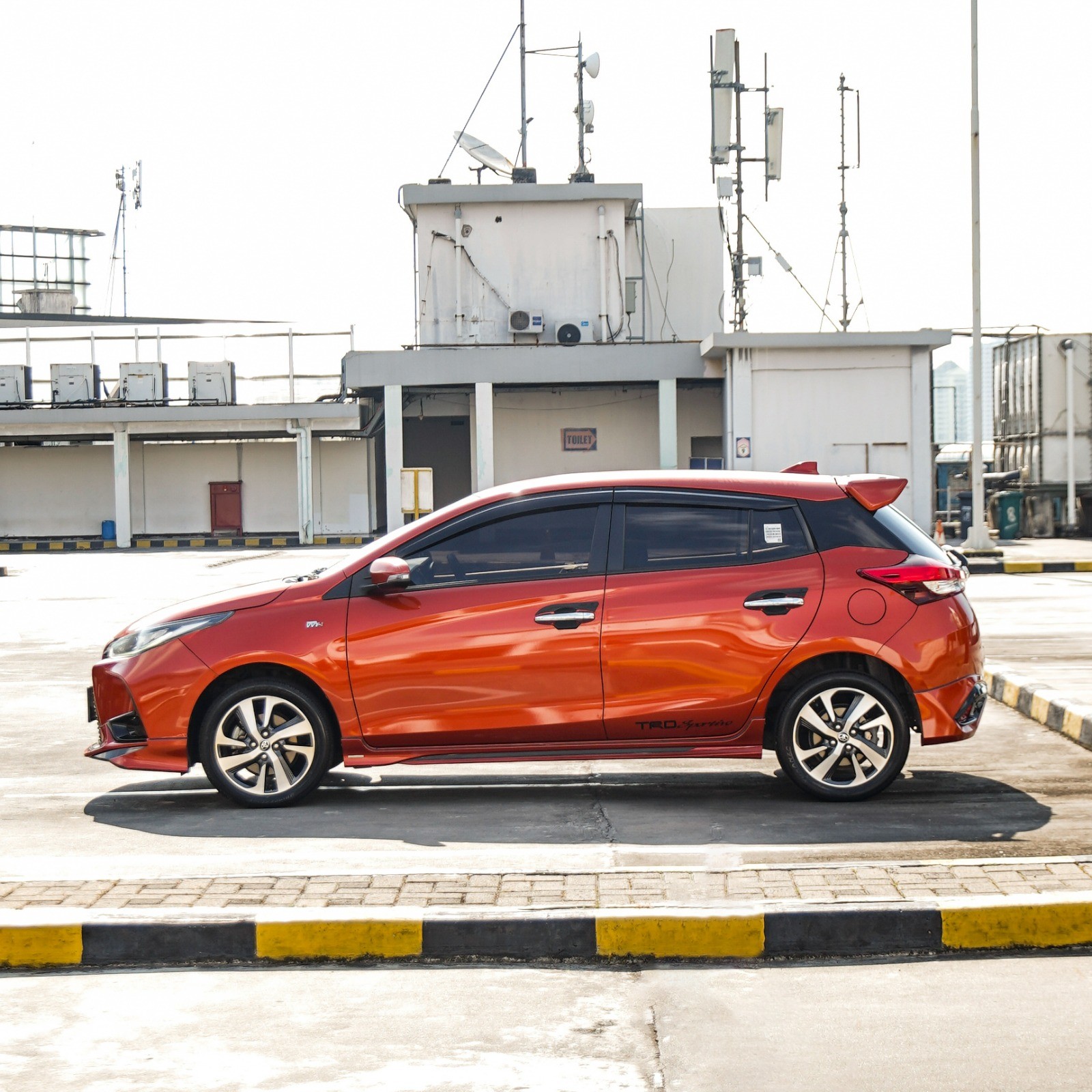 2021 Toyota Yaris 2021 Toyota Yaris