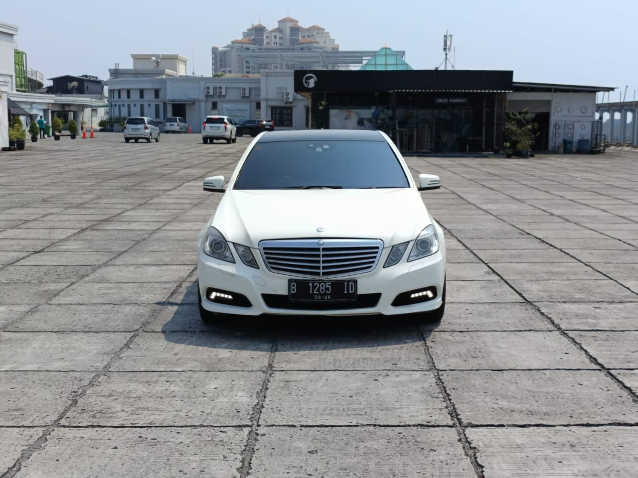 Second Hand 2011 Mercedes Benz E-Class Second Hand 2011 Mercedes Benz E-Class