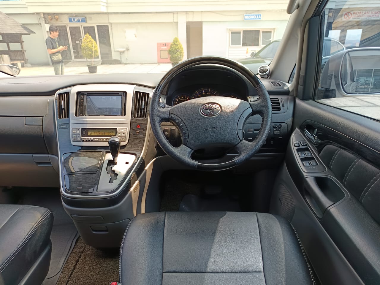 2007 Toyota Alphard  2.4 AT 2007 Toyota Alphard  2.4 AT