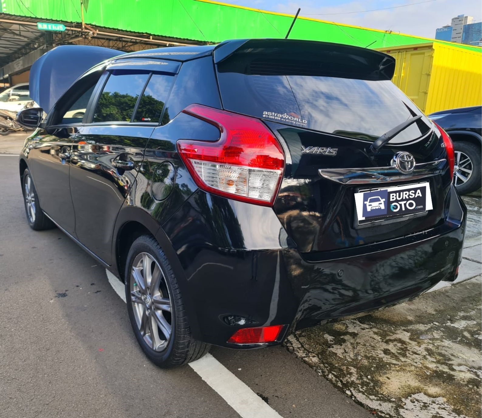 2016 Toyota Yaris 2016 Toyota Yaris