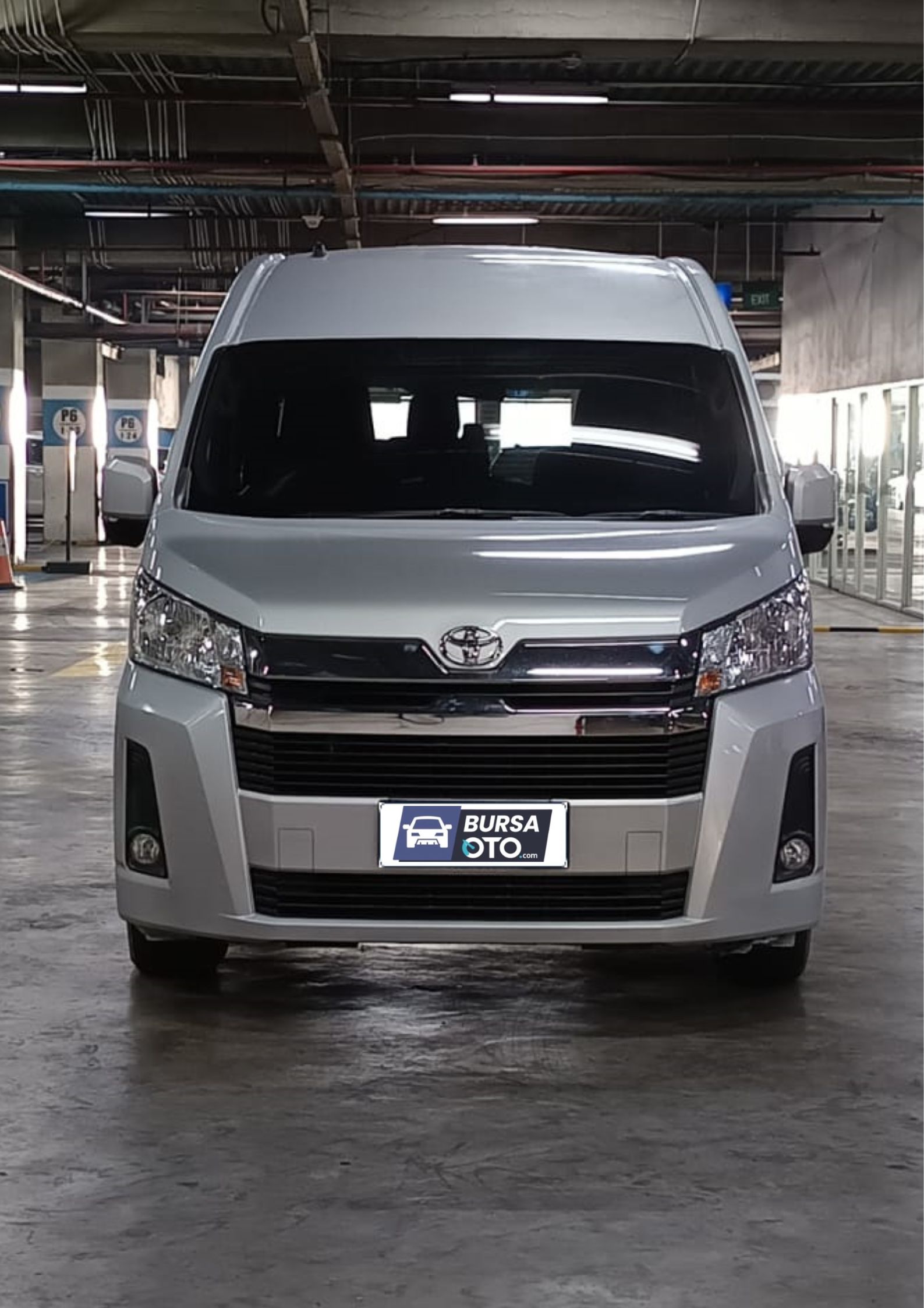2023 Toyota Hiace Bekas 2023 Toyota Hiace Bekas