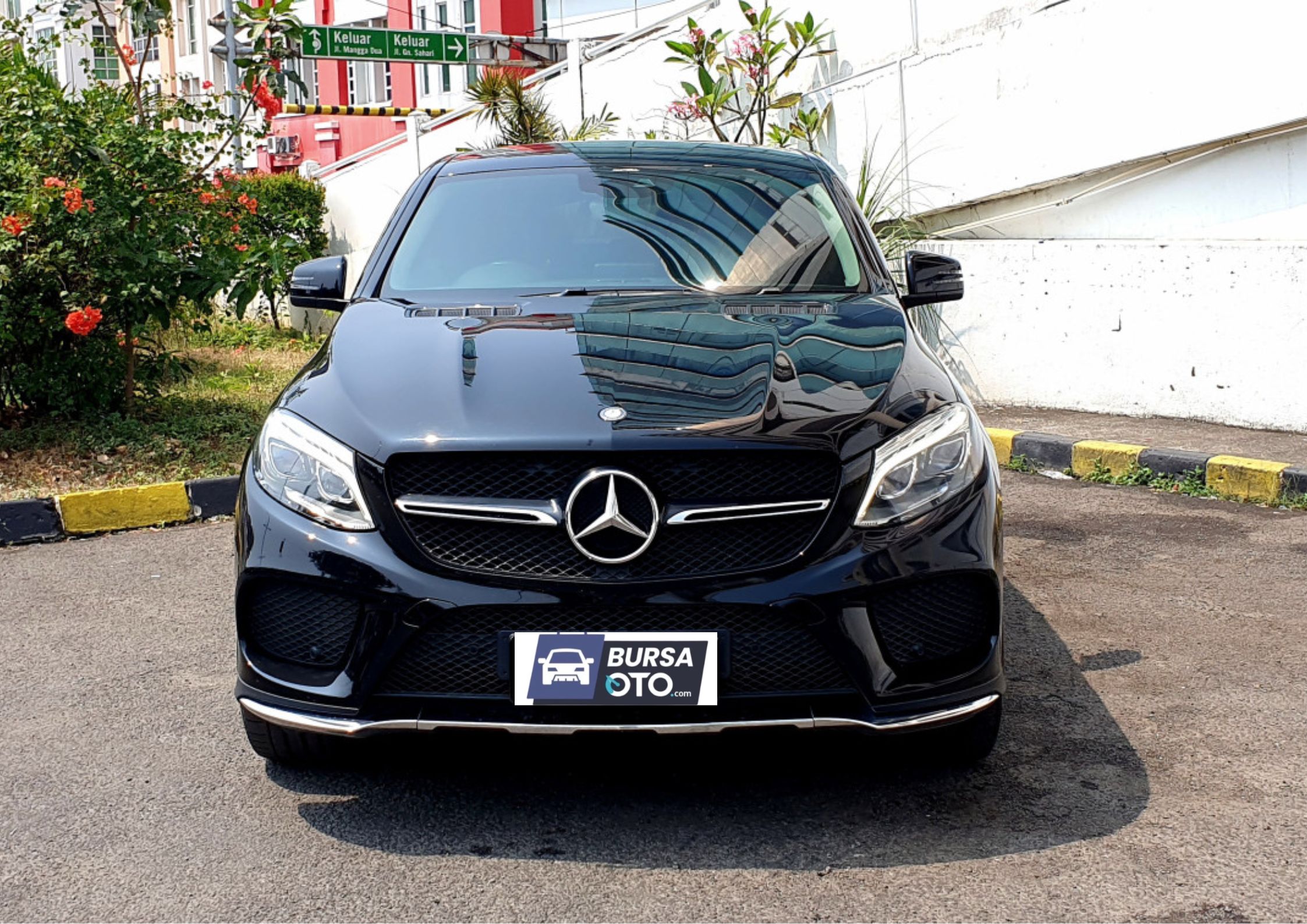 2016 Mercedes Benz GLE-Class 400 Coupe AMG Line Bekas 2016 Mercedes Benz GLE-Class 400 Coupe AMG Line Bekas
